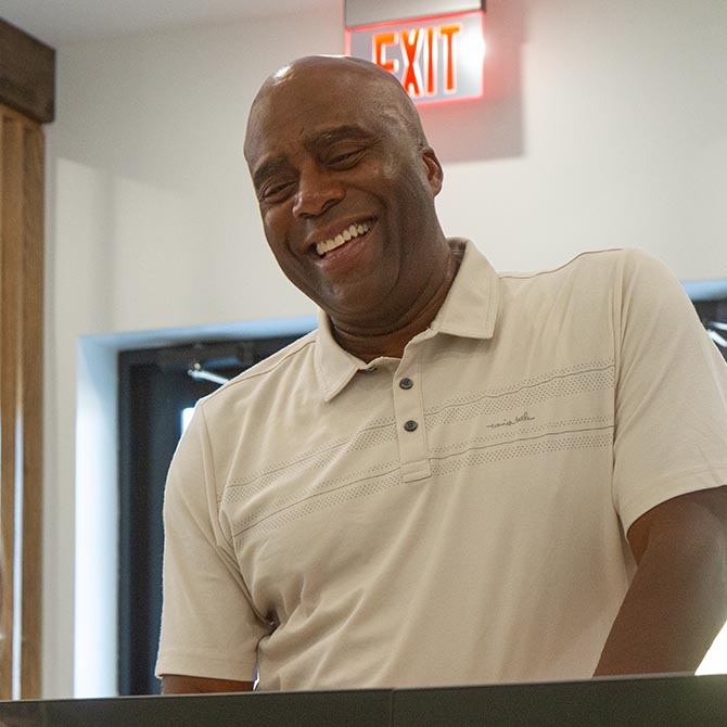 Look Your Best With a Fredericksburg Smile Makeover